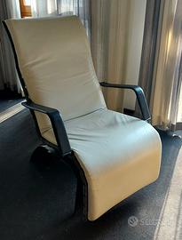 Poltrona FRAU reclinabile design by F.A. Porsche