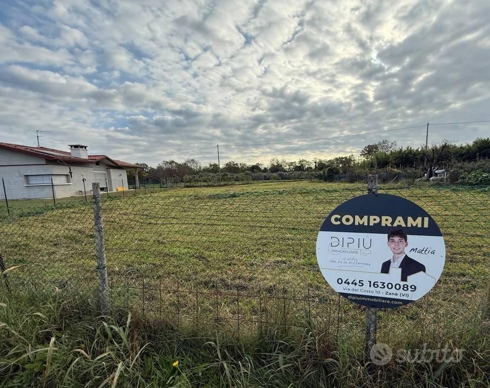 Terreno di 1229 m² a Montecchio Precalcino - Vista 2
