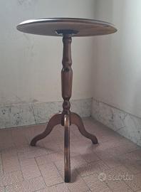 Tavolino in legno