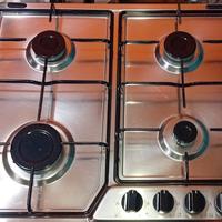 Piano cottura 4 fuochi gas inox Delonghi 