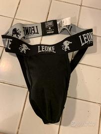 Leone conchiglia protettiva rigida