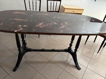 Tavolo in vetro