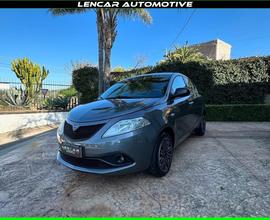 Lancia Ypsilon 1.2 69CV 5p. Gold