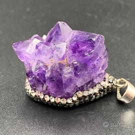 Pendente in ametista grezza con marcasite.