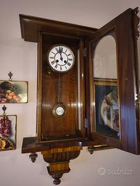 Orologio a pendolo antico 