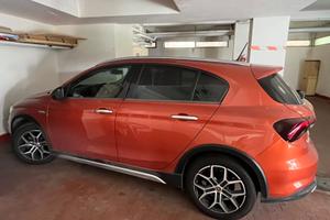 Fiat Tipo 5 porte Cross II 2021 5p 1.0 Cross