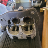 Burgman 400 k8 Coppia pinze anteriori