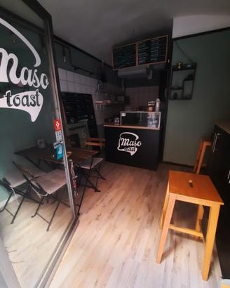 Sotto la Ghirlandina - Locale Food Pronto all'Uso
