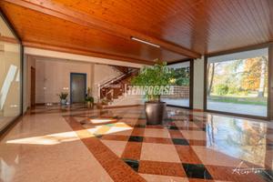 Quadrilocale signorile in zona Villaggio Zeta