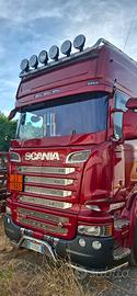 SCANIA R 730 V8 in ADR