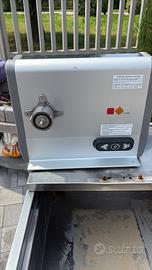 Tritacarne professionale karel
