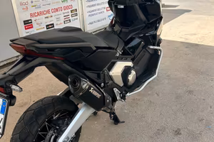 Honda x adv 750 2025