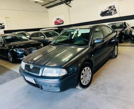 Skoda Octavia 1.4 16V Classic