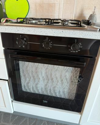 Forno ad incasso Beko ancora in garanzia
