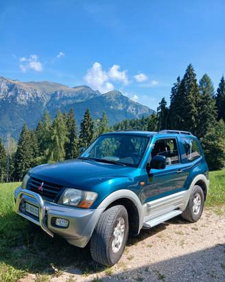Mitsubishi Pajero 2500 ANNO 12/2000 REVIS. 09/28