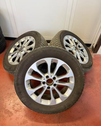 Cerchi in lega mercedes 17 gommati 215/60 R17