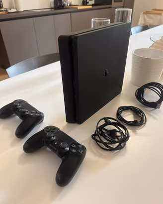 Playstation 4 Slim