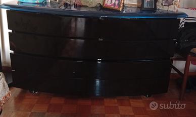 Comò nero placcato lucido 