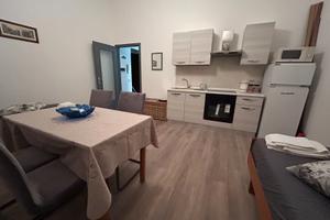 BARZAGO - Monolocale arredato