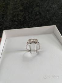 Anello trilogy oro 18kt