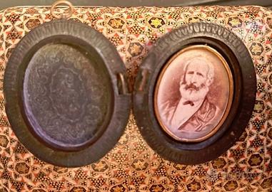 Antico ciondolo portafoto da lutto XIX secolo