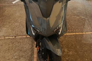 Tmax 560 