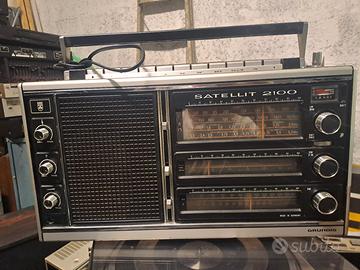 Radio registratore Grunding Satellit 2100