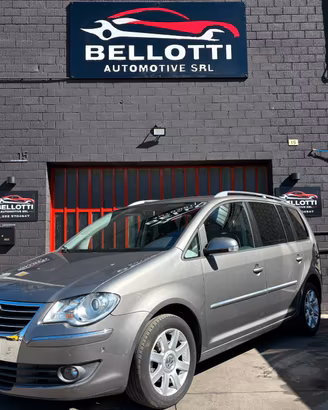 Volkswagen Touran 2.0 TDI DPF DSG Highline 7 POSTI
