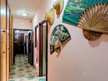 3 LOCALI A MELITO DI NAPOLI