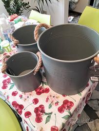 contenitori metallici porta-tutto