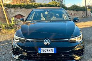 golf 8 R akrapovic 320 cv