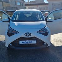 Toyota Aygo Connect 1.0 VVT-i 72 CV 5 porte