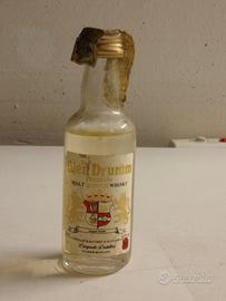 Mignon scotch whisky The Glen Drumm