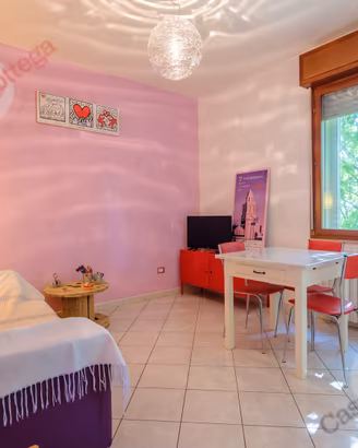 Trilocale ristrutturato con terrazzi e cantina