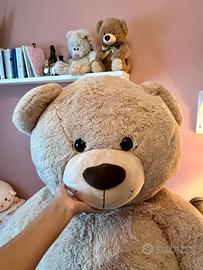 Orso di Peluche gigante