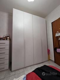 armadio 4 ante