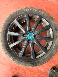 cerchi in lega e gomme toyota aygo