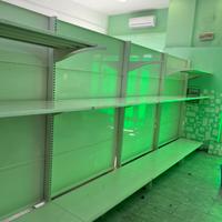 Scaffalatura a gondola 6mt lunga complessiva