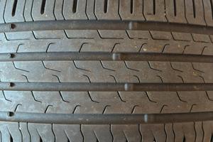 Pneumatici Continental 235/55 r19