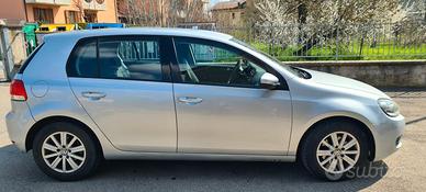 Volkswagen Golf VI 2008 5p 1.6 tdi Comfortlin