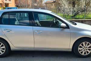 Volkswagen Golf VI 2008 5p 1.6 tdi Comfortlin
