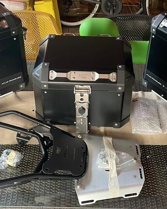 Tris valigie unit garage bmw GS R1300GS STD