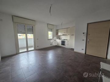 3 LOCALI A ROMANO DI LOMBARDIA