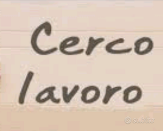 Assemblaggio-magazzino-operaio produzione-qualita'