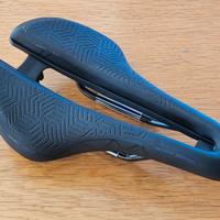 sella bici MTB/corsa 145mm