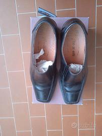 Mocassino di pelle artigianale donna nero taglia38