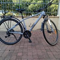 Bici Trekking Cube Nature PRO