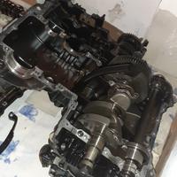 blocco motore triumph speed triple 1050