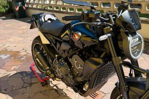 Cb 1000 r black edition