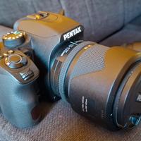 reflex  pentax k70 più 18/135 (55/300 optional)